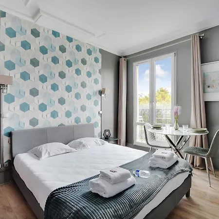 Appartamento Bright With Balcony Near Gare De L'est *