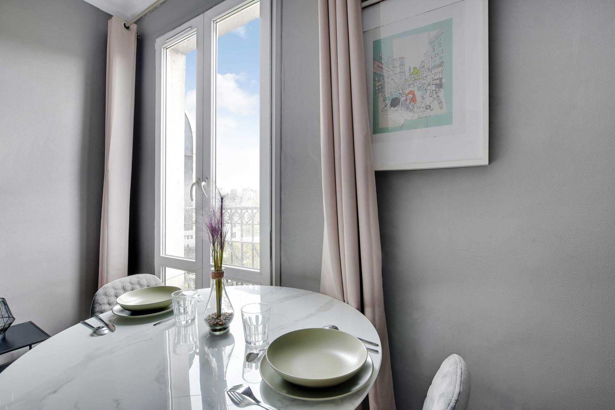 Appartamento Bright With Balcony Near Gare De L'est